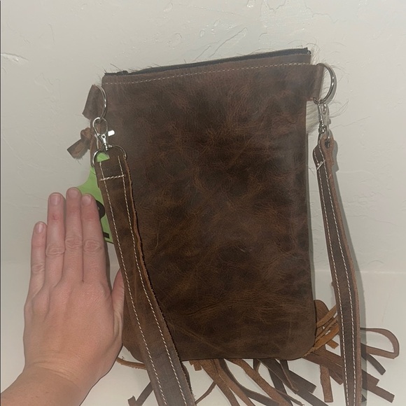 Rustic Geometric Crossbody Bag Brown and Cream - Picture 10 of 10